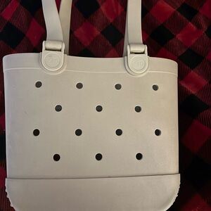 Simply Modern Stylish White Tote Bag